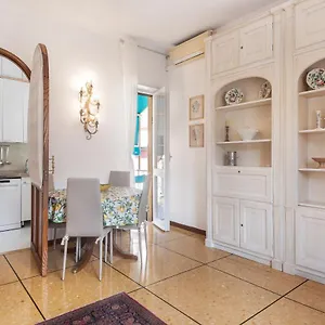 Appartamento Casa Parco Casale, Rapallo