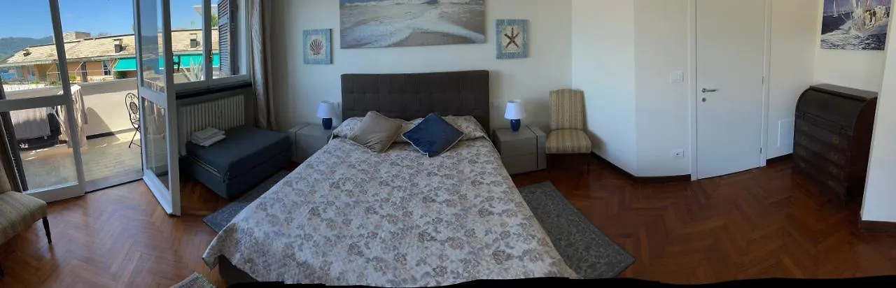 NAUTILUS VISTA MARE MOZZAFIATO a 180 GRADI- POSTO AUTO PRIVATO - 2 CAMERE MATRIMONIALI più 1 DIVANO LETTO SINGOLO-SKY,NETFLIX Rapallo Appartamento