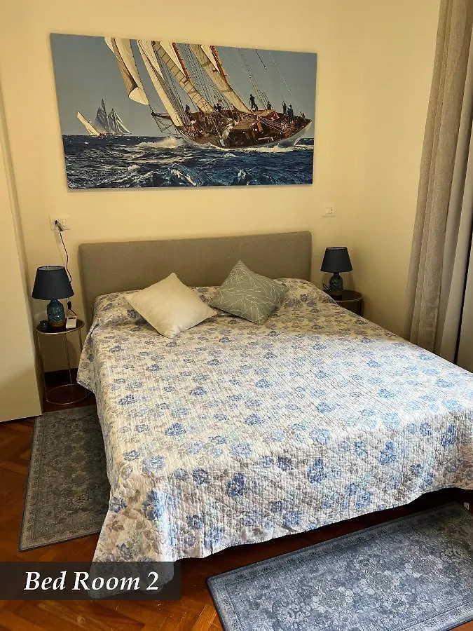 Appartamento NAUTILUS VISTA MARE MOZZAFIATO a 180 GRADI- POSTO AUTO PRIVATO - 2 CAMERE MATRIMONIALI più 1 DIVANO LETTO SINGOLO-SKY,NETFLIX Rapallo